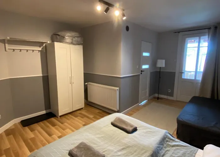 Hacienda Apartament *